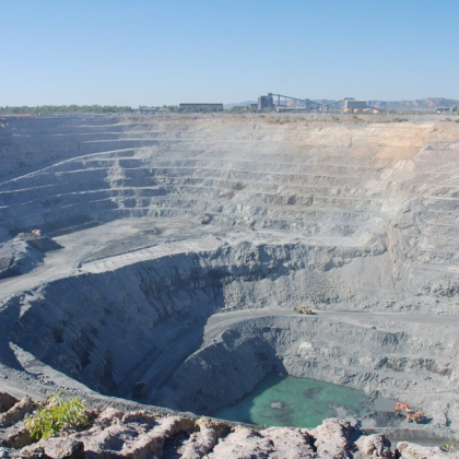 Това просто не може да е възможно Тази мисъл се въртяла