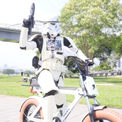 Мандалорецът и цели девизии от легендарните войници – стормтрупър ще