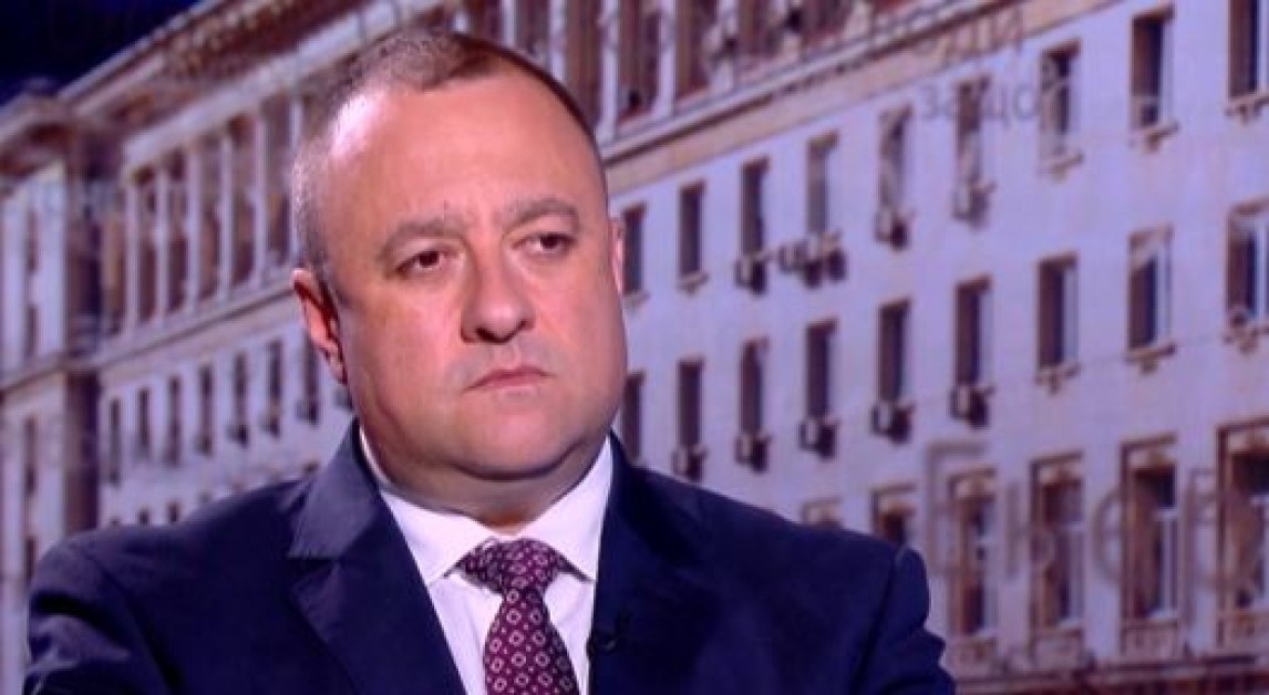 Министър Иванов обяви кога започва ремонтът на пътя, където загина Сияна