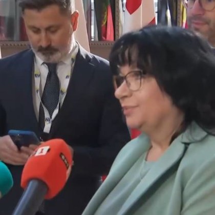 От Брюксел финансовият министър Теменужка Петкова обяви че въпреки искането