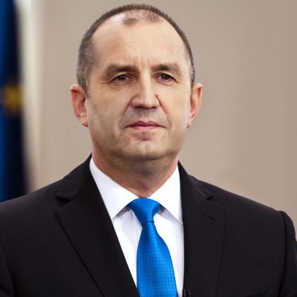 В страха си от гласа на българските граждани при провеждане