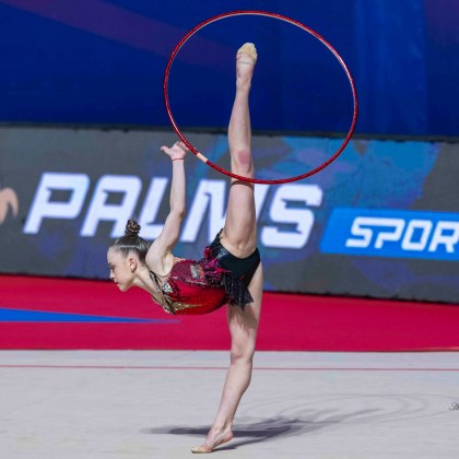 Стилияна Николова спечели златен медал на топка а Дара Стоянова