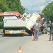 Камион се обърна върху друг в София СНИМКА