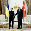 Зеленски изпраща делегация в Истанбул, която да преговаря с руснаците