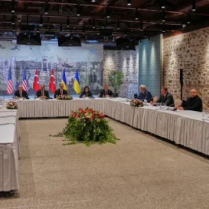 Започна срещата между руската и украинската делегация в Истанбул предадоха
