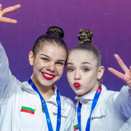 Стилияна Николова спечели сребърен медал а Дара Стоянова взе бронз