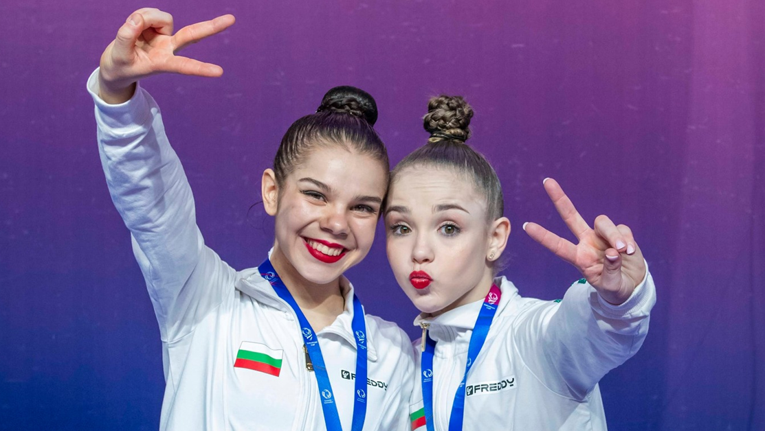 Сребро за Стили Николова и бронз за Дара Стоянова в 