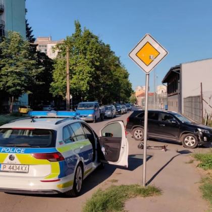Водач на тротинетка пострада при катастрофа станала тази сутрин в