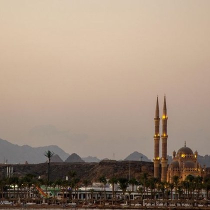 Тежък инцидент на международното летище в египетския курорт Шарм ел