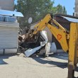 Багери влязоха в Столипиново, събориха незаконни обекти