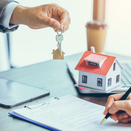 Очакваното приемане на единната европейска валута от 1 януари 2026