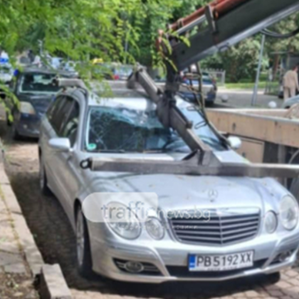 Опит за репатриране в Пловдив завърши с тотално потрошен автомобил