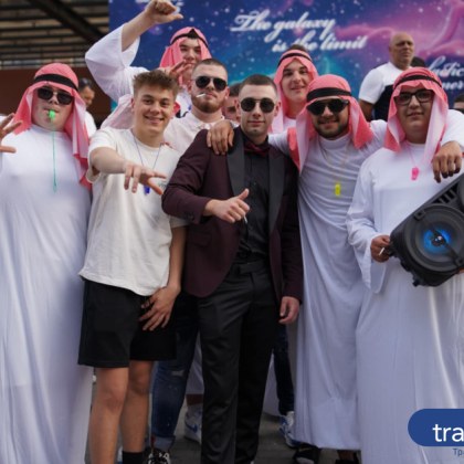 Сезонът на абитуриентските балове в Пловдив започна Първите абитуриенти вече