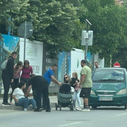 Катастрофа с пешеходец е станала преди малко в Пловдив По информация на