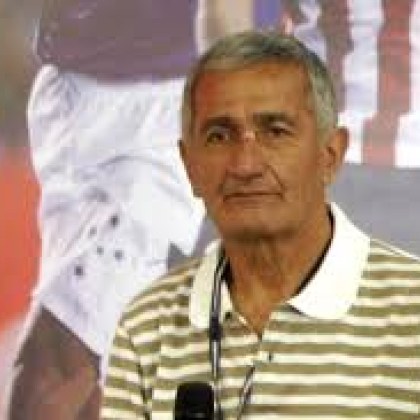 Легендарният аржентински футболист Хуан Рамон Верон Вещицата който спечели три титли