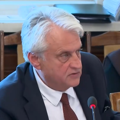 Манипулацията е с къси крака Министър Бойко Рашков не е