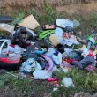 Грозно! Запълниха с детска количка дупка, ново сметище изникна край София СНИМКИ