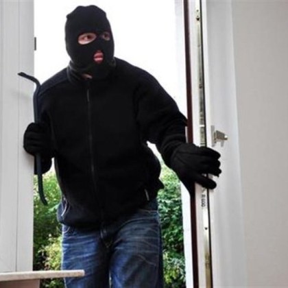 Бандит ограбил няколко магазина в столичния квартал Манастирски ливади беше