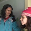 Малина, която стоя 7 часа до мъртвия си баща, има нужда от подкрепа