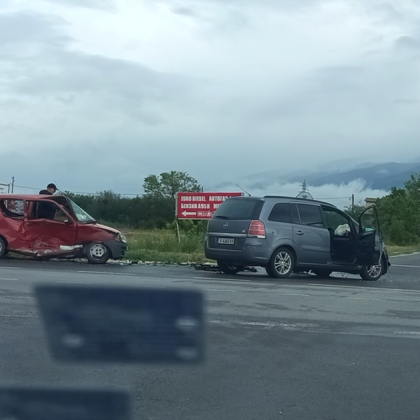 Поредна катастрофа на печално известното кръстовище между селата Марино поле