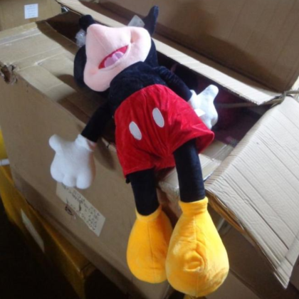 Над 2 600 детски играчки и други артикули бяха иззети