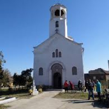 Полицията работи по разкриване на престъпление в православен храм в