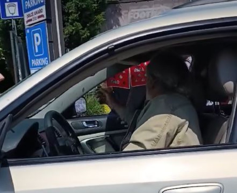 Скандално ВИДЕО с бащата на варненския кмет потресе протестиращи в памет на загинали деца