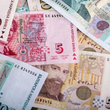 Служителка на търговско дружество в Кресна е присвоила 56 500