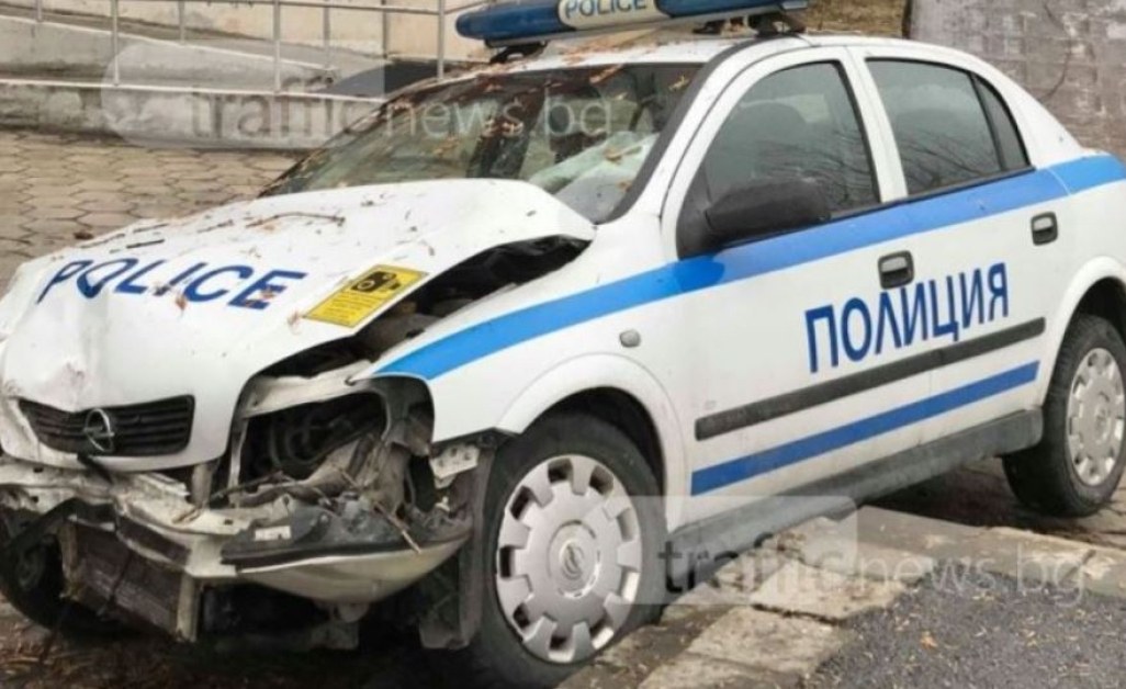 Патрулка помете БМВ
