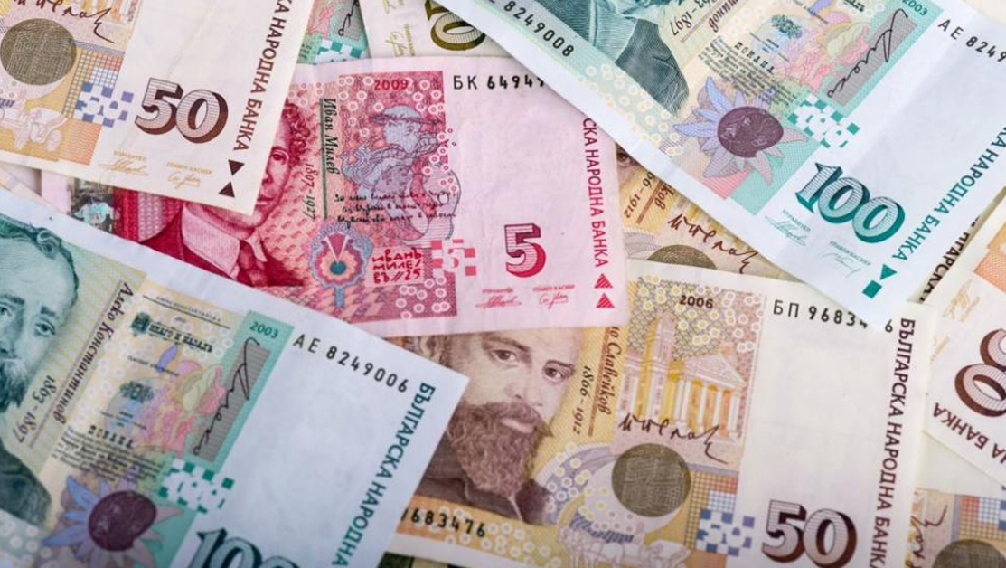 Служителка в търговско дружество присвои над 56 000 лева