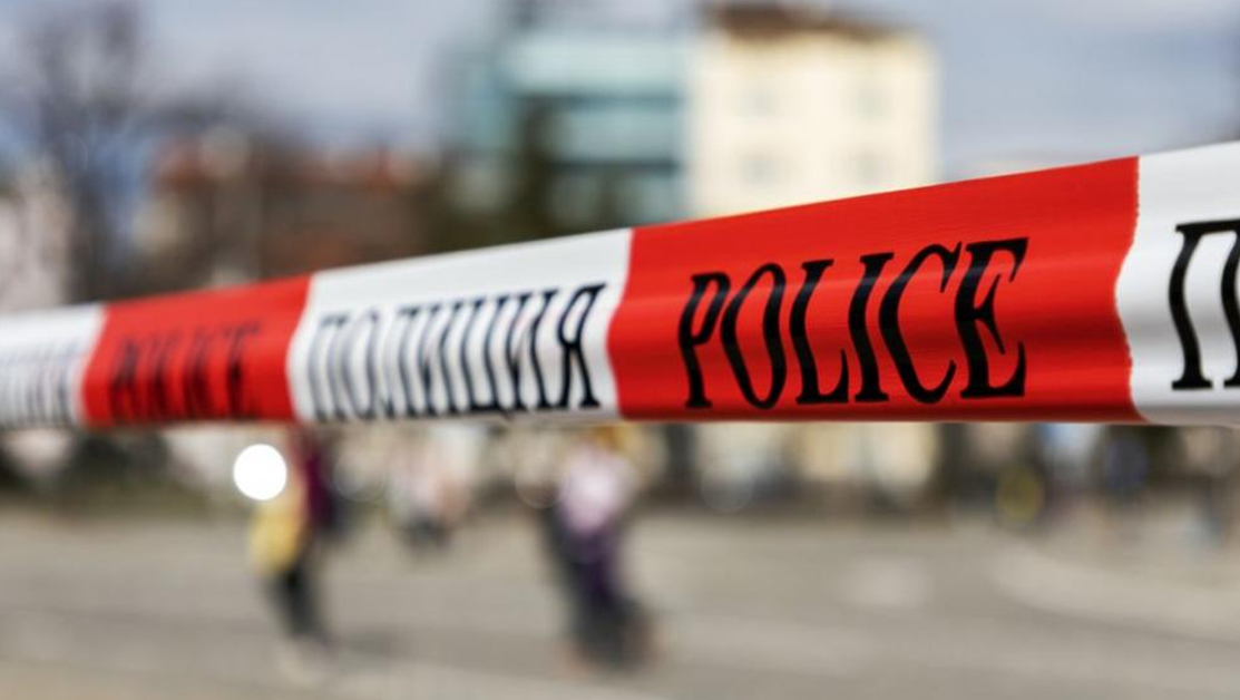Жена се самоуби със скок от блок в София, труп на мъж изплува в язовир