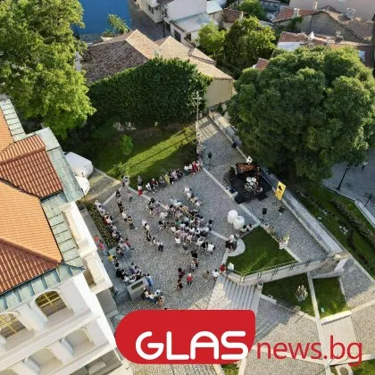 Поредицата безплатни пешеходни турове из архитектурно историческия резерват Старинен Пловдив се