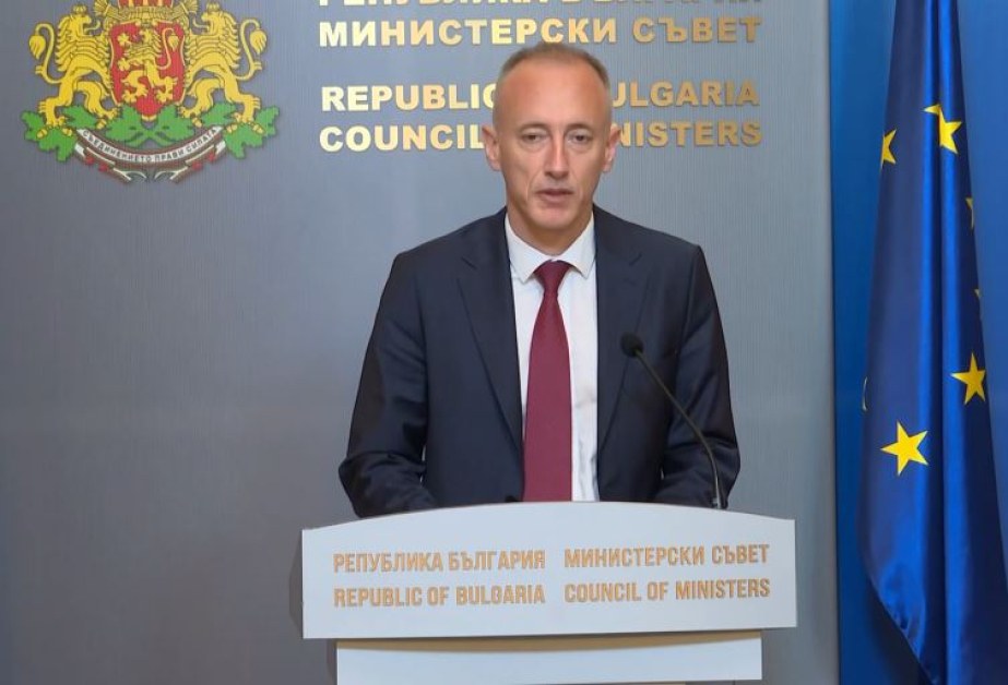 Обявиха специалностите "Медицинска сестра" и "Акушерка" за защитени, обучението става безплатно