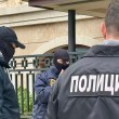 Двама нападнаха и ограбиха мъж пред казино