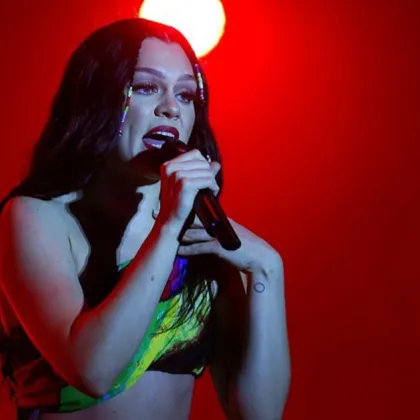 Британската певица Джеси Джей разкри че ѝ е поставена диагноза