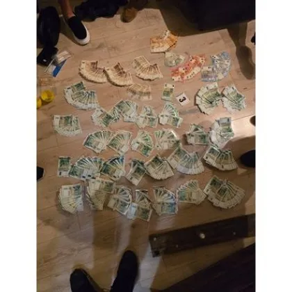 Задържаха дилър и клиентка в столичния квартал Хаджи Димитър по