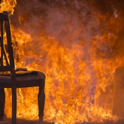 Сериозен пожар избухна в събота вечер в сграда на заведение