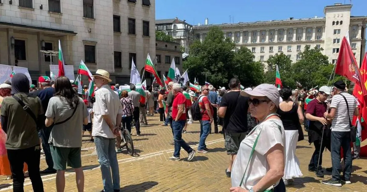 Нов протест срещу еврото на жълтите павета