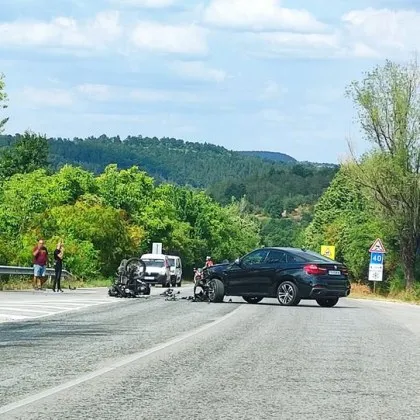 Мотоциклетист е пострадал при пътен инцидент станал вчера около 18 00