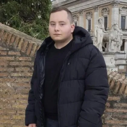 От обедните часове на 11 юни близките на Енрико Феррези