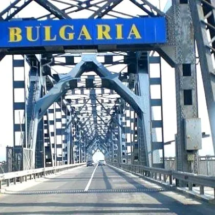 Спешен ремонт ще затвори изцяло Дунав мост край Русе съобщиха