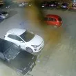 Маскирани нахлуха в апартамент и задигнаха 4 бона ВИДЕО