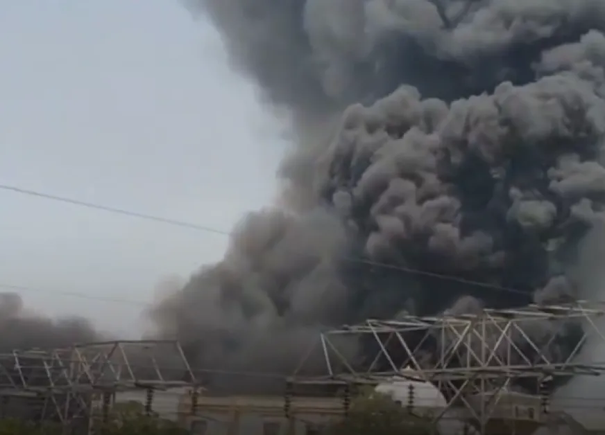 Самолет катастрофира на летище в Индия ВИДЕО