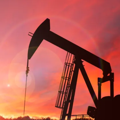 Петролът поскъпна с над 9 процента в азиатската търговия днес