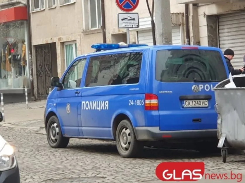 Мним полицай отмъкна пари и злато от жена