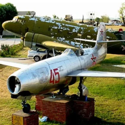 Националният военноисторически музей Музеят на авиацията в Крумово и Военноморския