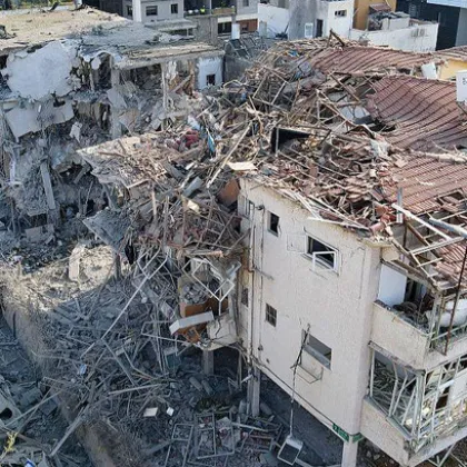 Около 60 души включително 20 деца са убити при израелска