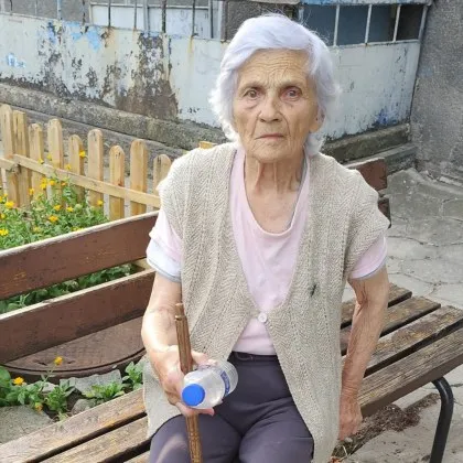 Неориентирана възрастна жена се е изгубила в столичния квартал "Люлин" СНИМКА