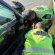 Шофьорка спука гума на "Тракия". Каква беше реакцията на полицаите?