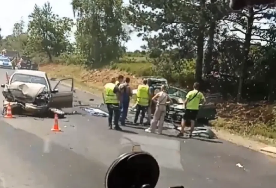 Трагедия! Има жертва при катастрофата в Ловешко